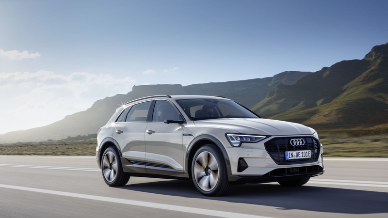 Illustration for article titled The 2019 Audi E-Tron Is a $74,800 All-Electric SUV That Can Do 0-60 in 5.5 Seconds